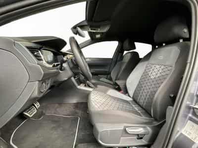 VW Polo R-Line+DSG+P.Assistance+P.Lumiere+Air-Care-Climatronic (2025) - Foto 9