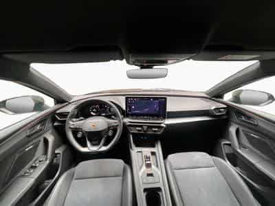 Cupra Leon Pure-Performance+DSG+Sennheiser+AHK+Dynamic-Design (2025) - Foto 2
