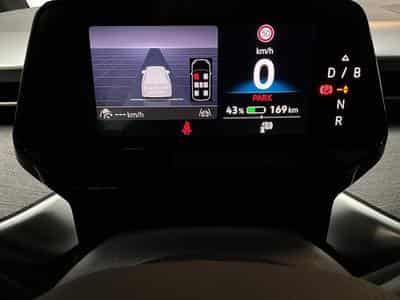 VW ID.Buzz 87kWh+Gtx+P.Confort+P.Design+P.Ass.+7Plätze+4Motion (2025) - Foto 11