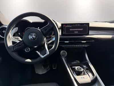 Alfa-Romeo TONALE 1.5 IBRIDA 160 VELOCE TCT (2025) - Foto 10