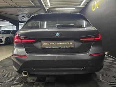 BMW 118 Business (2021) - Foto 4