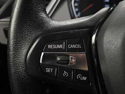 BMW 118 Business (2021) - Foto 11