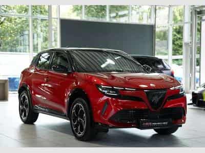 Alfa-Romeo Junior Ibrida 1.2 VGT 48V-Hybrid Speciale *MwSt (2025) - Foto 6