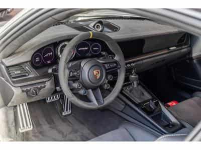 Porsche 911 GT3 RS (2023) - Photo 14