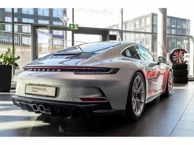 Porsche 911 GT3 Touring (2024) - Photo 2