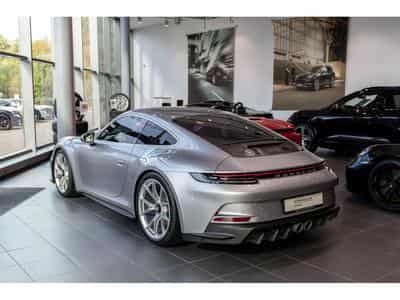 Porsche 911 GT3 Touring (2024) - Photo 3