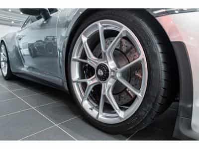 Porsche 911 GT3 Touring (2024) - Photo 8