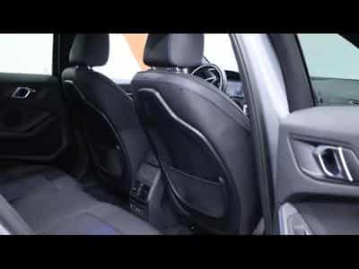 BMW 118 i M SPORT Steptronic (2023) - Foto 14