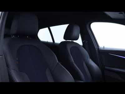 BMW 118 i M SPORT Steptronic (2023) - Foto 13