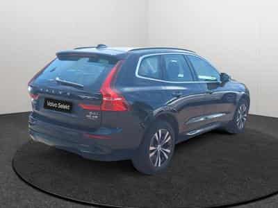 Volvo XC60 B4 AWD Core / Diesel (2022) - Foto 5