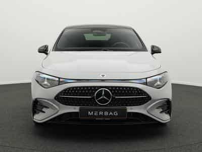 Mercedes CLA 220 4MATIC (2026) - Foto 2