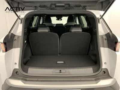 Peugeot 5008 Hybrid 145 e-DCS6 Allure (2026) - Photo 11