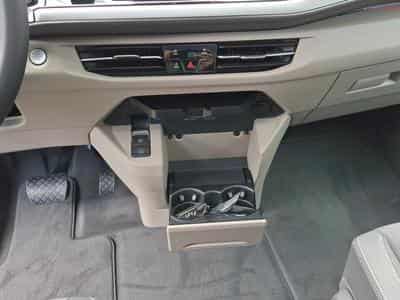 VW Multivan Life (2026) - Foto 14