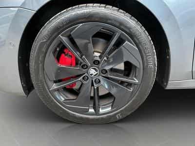 Skoda Octavia RS+DSG+P.Assisted+Stand.H.+Head-up (2025) - Foto 8