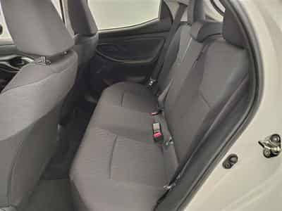 Toyota Yaris 1.0i VVT-i CARPLAY / CAMERA (2022) - Photo 13