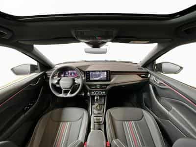 Skoda Kamiq Monte-Carlo+DSG+Park&Go+Pano+P.Ass-Drive+ (2025) - Foto 2