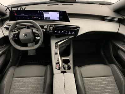 Peugeot 5008 Hybrid 145 e-DCS6 Allure (2026) - Foto 12