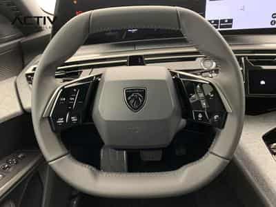 Peugeot 5008 Hybrid 145 e-DCS6 Allure (2026) - Foto 14