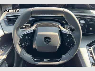 Peugeot 5008 Hybrid 145 e-DCS6 GT (2025) - Foto 13
