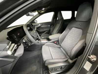Audi A5 Avant+S-Line+S-tronic+P.Business+AHK+LM19 (2026) - Foto 9