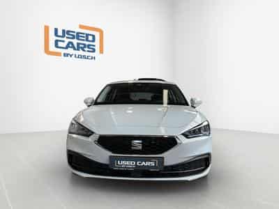 Seat Leon Style+LED+FullLink+P.Comfort+P.Convenance+RearView (2025) - Photo 3
