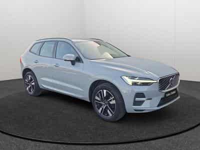 Volvo XC60 Facelift B5 Core / Essence (2025) - Foto 8