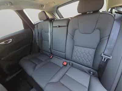 Volvo XC60 T6 Plus Dark / Hybride FACELIFT KIT HIVER INCLUS (2025) - Foto 13