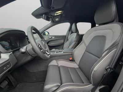 Volvo XC60 Facelift T6 AWD Black Edition Plus 2026 / Hybride (2025) - Foto 9