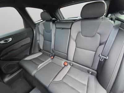 Volvo XC60 Facelift T6 AWD Black Edition Plus 2026 / Hybride (2025) - Foto 13
