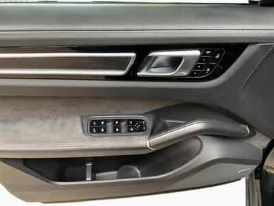 Porsche Cayenne GTS+Tiptronic-S+PTM+AHK+Bose+PDLS-Plus+Accés-Confort (2020) - Foto 14