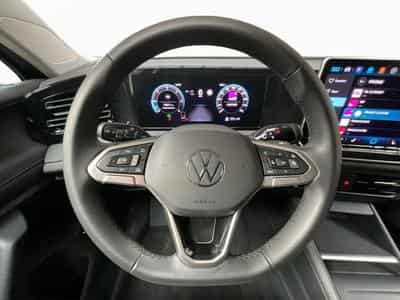 VW Tiguan Life+DSG+P.Design+P.Confort+LM17+Led+P.Select (2026) - Foto 10