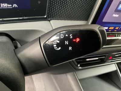 VW Tiguan Life+DSG+P.Design+P.Confort+LM17+Led+P.Select (2026) - Foto 12