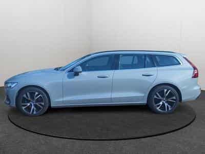 Volvo V60 B4 Core Mild Hybride / Esence (2025) - Foto 2