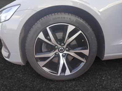 Volvo V60 B4 Core Mild Hybride / Esence (2025) - Foto 14