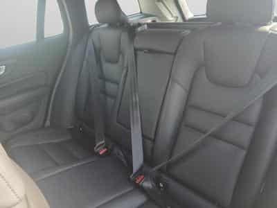 Volvo V60 B4 Core Mild Hybride / Esence (2025) - Foto 13