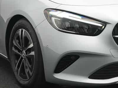 Mercedes B 180 Progressive LED+Kamera+Totw+MBUX (2024) - Foto 9