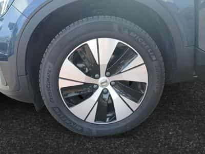 Volvo XC40 B3 Core 2026 / Essence (2025) - Foto 14