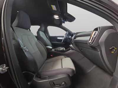 Volvo XC40 B3 Plus Dark / Essence 2026 (2025) - Foto 15