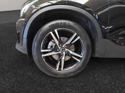 Volvo XC40 B3 Plus Dark / Essence 2026 (2025) - Foto 14