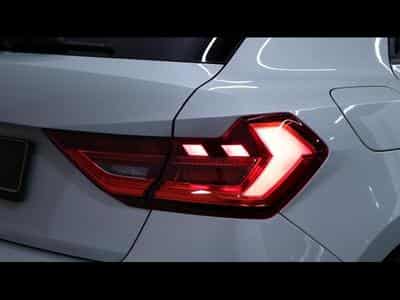 Audi A1 Sportback 30 TFSI S-Line S-tronic (2023) - Foto 10