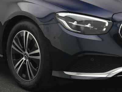 Mercedes E 200 d T Avantgarde LED+AHK+Kamera+EasyPack (2023) - Foto 9