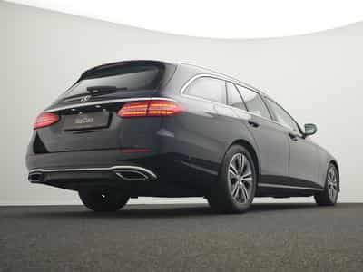 Mercedes E 200 d T Avantgarde LED+AHK+Kamera+EasyPack (2023) - Foto 11