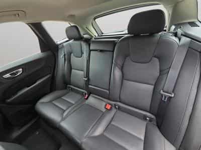 Volvo XC60 B4 AWD Core / Diesel (2022) - Foto 13