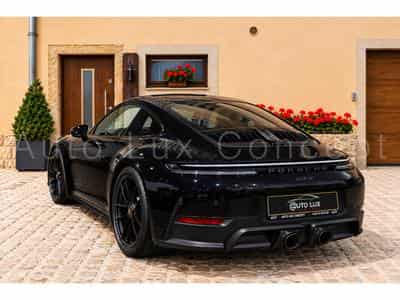 Porsche 911 911 Carrera 4 GTS (2026) - Foto 4