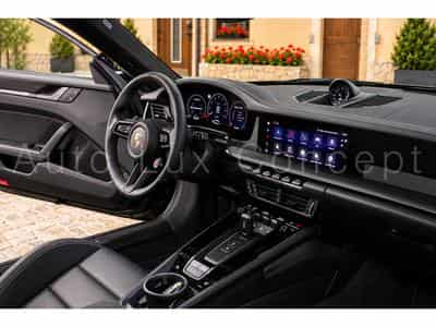 Porsche 911 911 Carrera 4 GTS (2026) - Foto 6