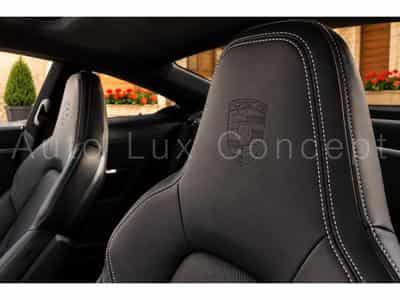 Porsche 911 911 Carrera 4 GTS (2026) - Foto 8