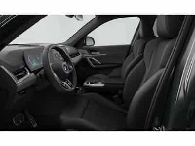 BMW X1 X1 xDrive30e M Sport (2025) - Foto 6