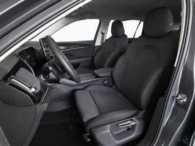 Skoda Kodiaq Selection+DSG+Led+Navi+DAB+Rear-View (2025) - Foto 9