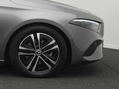 Mercedes A 180 d Progressive LED+Kamera+MBUX (2025) - Foto 8