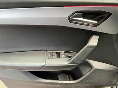 Seat Leon Sportstourer+FR+DSG+P.Vision+Matrix-Led+P.Safe+Connectivity- (2025) - Foto 10